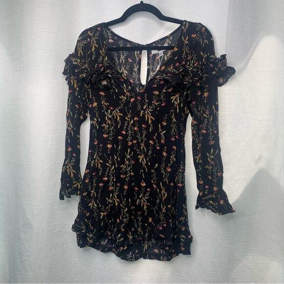 Likely NEW Revolve Amira ruffle long sleeves romper size 10 - Picture 2 of 6